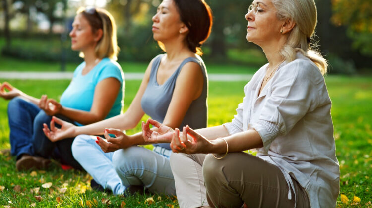 4 Reasons Seniors Are Turning to Jazz for Mindful Meditation